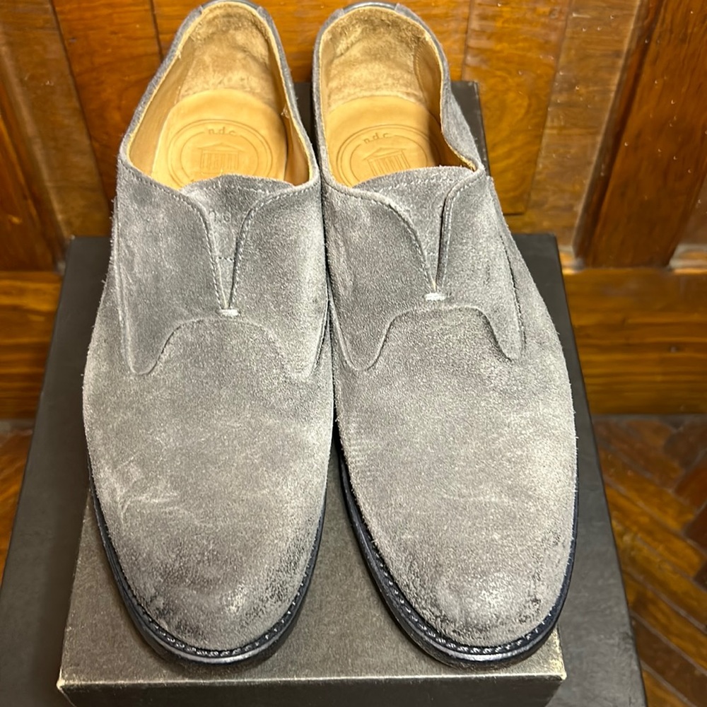 Brand : N.D.C made in Italy. Color : Grey. Suede slip on loafer’s.